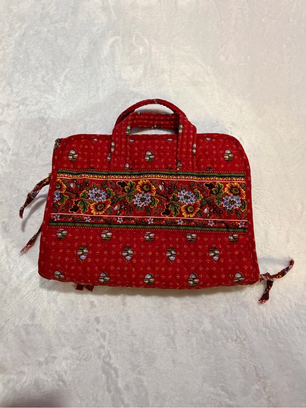 Vera Bradley Vintage Red Floral Hanging Travel Organizer